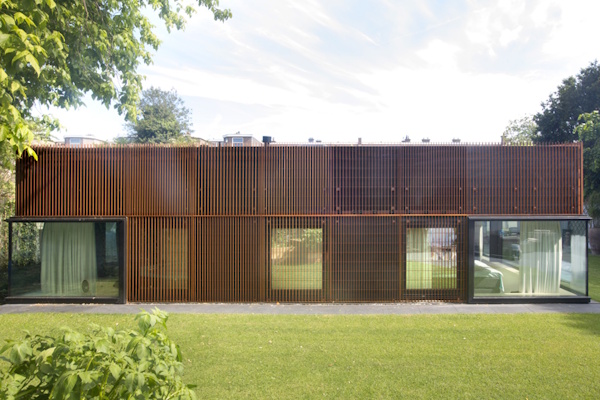 COR-TEN-facaden pryder JK House